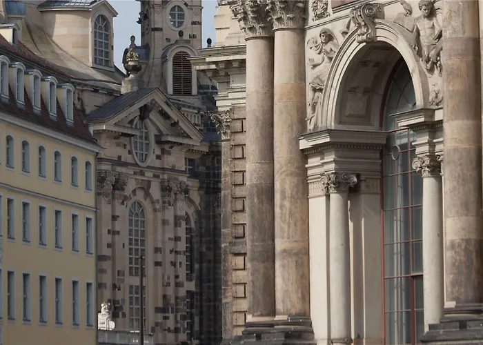 Hyperion Am Schloss Отель 5*