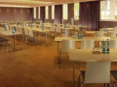 Отель Hyperion Am Schloss 5*