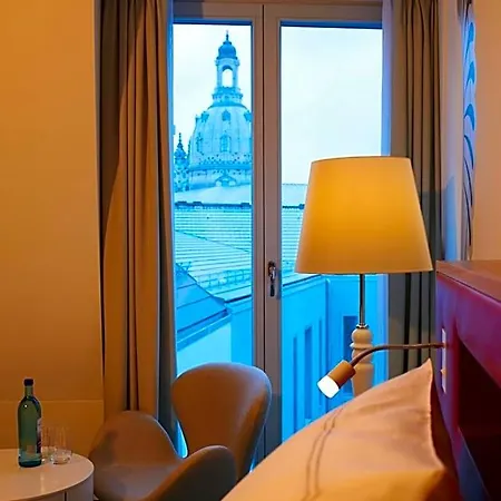 Hyperion Am Schloss فندق 5*
