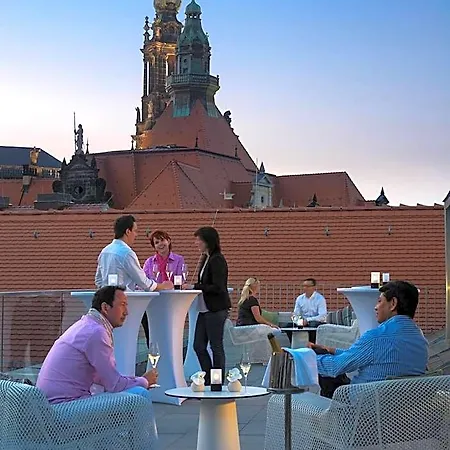 Hyperion Am Schloss 5*