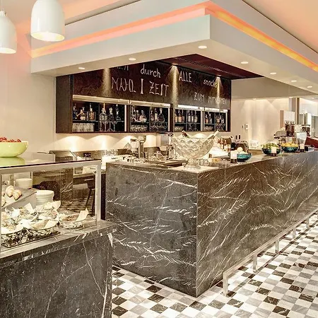 Hyperion Am Schloss Hotel 5*