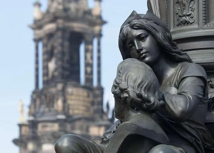 Hotell Hyperion Am Schloss 5*