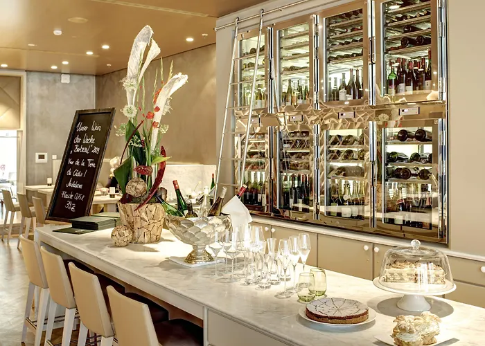 Hyperion Am Schloss فندق 5*