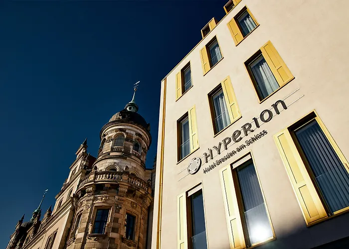 Hyperion Am Schloss