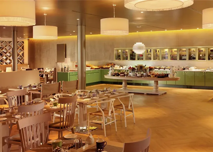 Hyperion Am Schloss 5* Дрезден