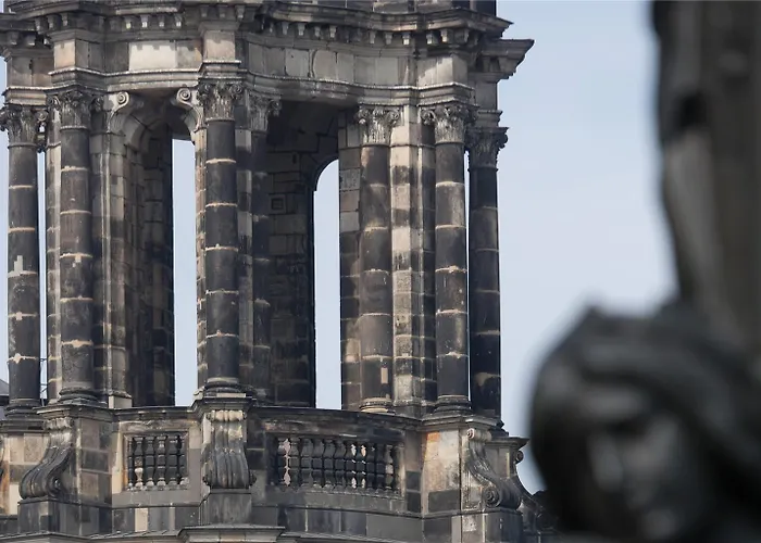 Hyperion Am Schloss Отель